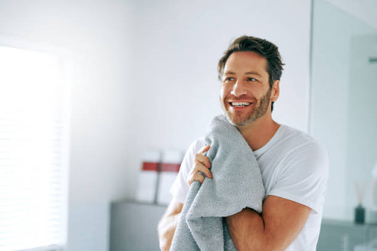 The Ultimate Men's Facecare Guide: From Cleansing to Moisturizing