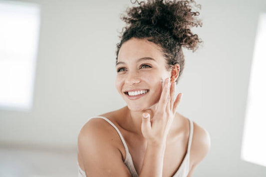 How to Keep Your Skin Hydrated and Radiant During the Cold Season