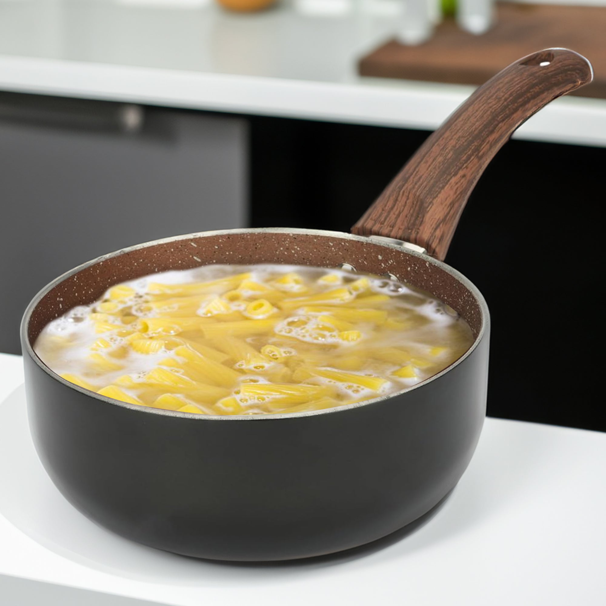 USHA SHRIRAM saucepan - Perfect for daily family meals USHA SHRIRAM saucepan - Perfect for daily family meals