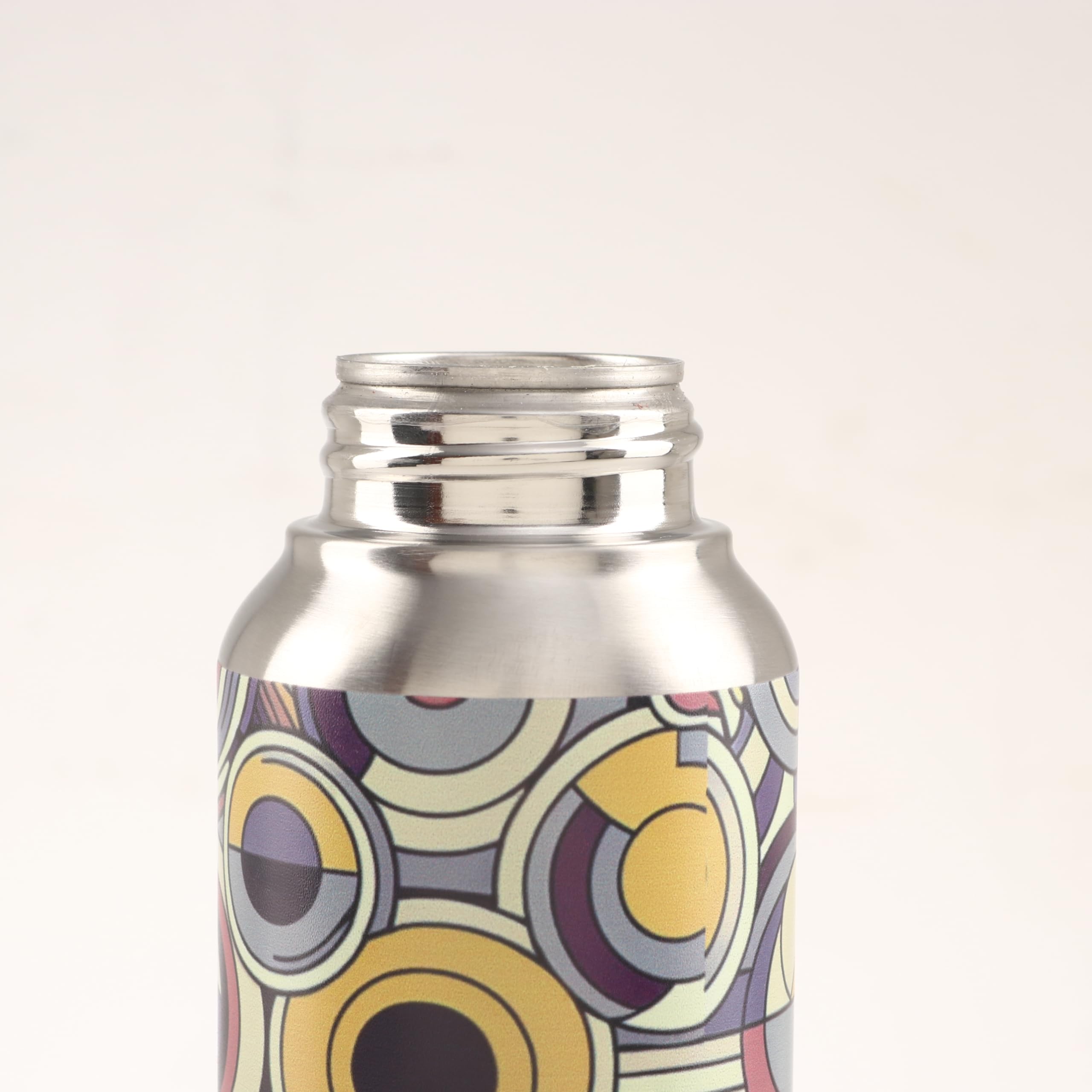 UMAI stainless steel water bottle - office hydration UMAI stainless steel water bottle - office hydration