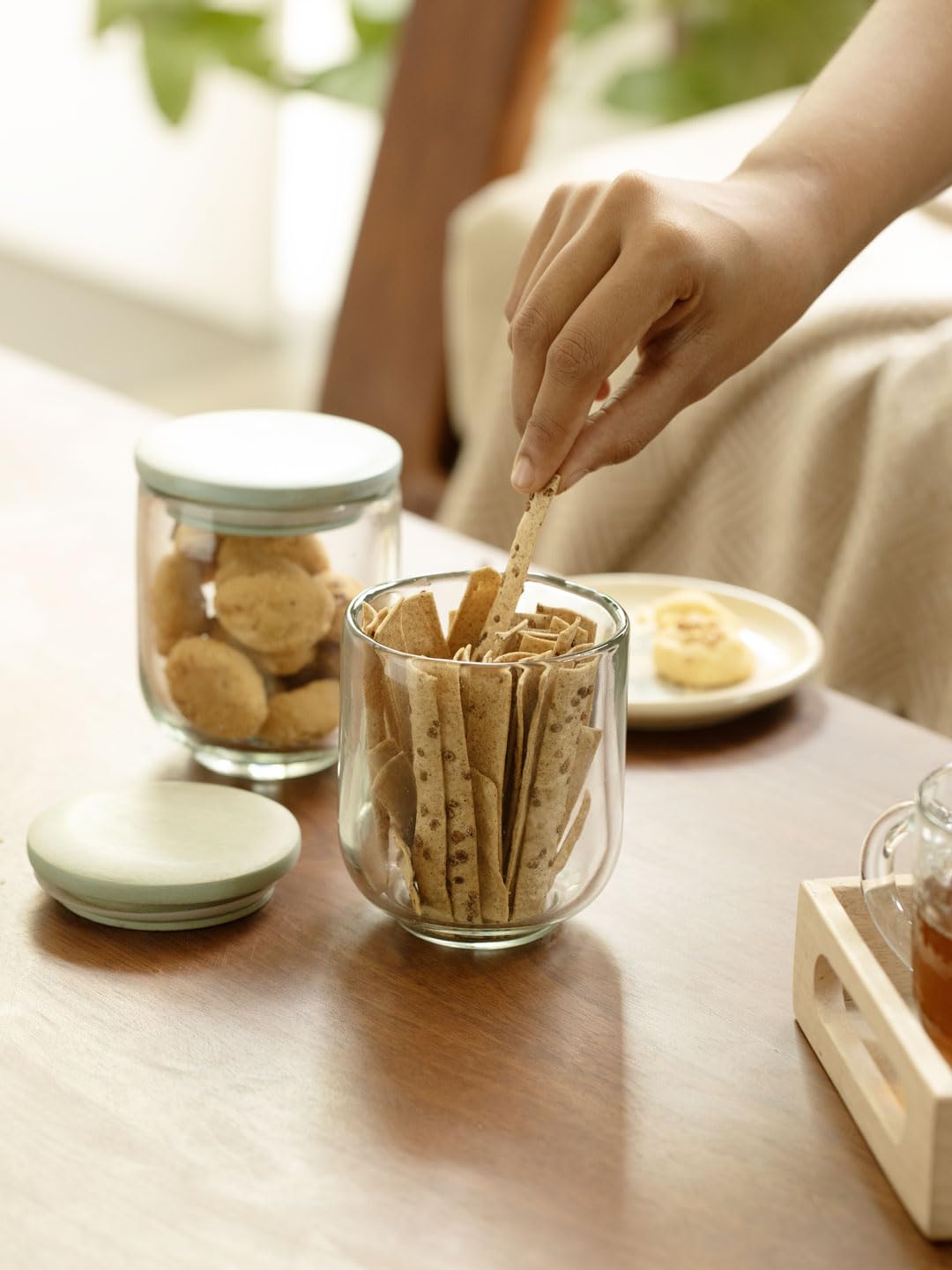 Glass Jar With Wooden Lid Set of 4 - Ellementry