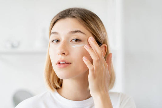 how to brighten under eye area naturally