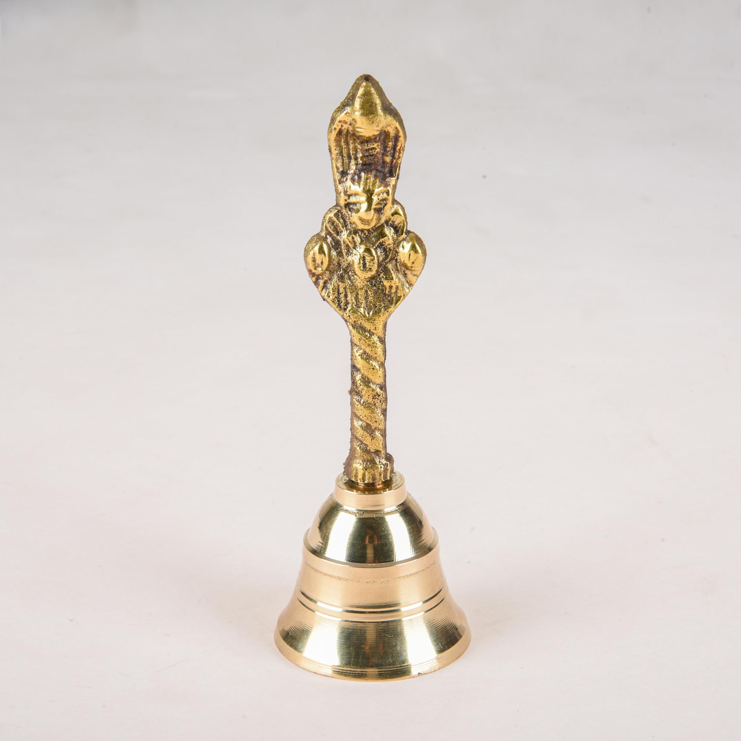 Kuber Industries brass shankh stand - decorative temple setup