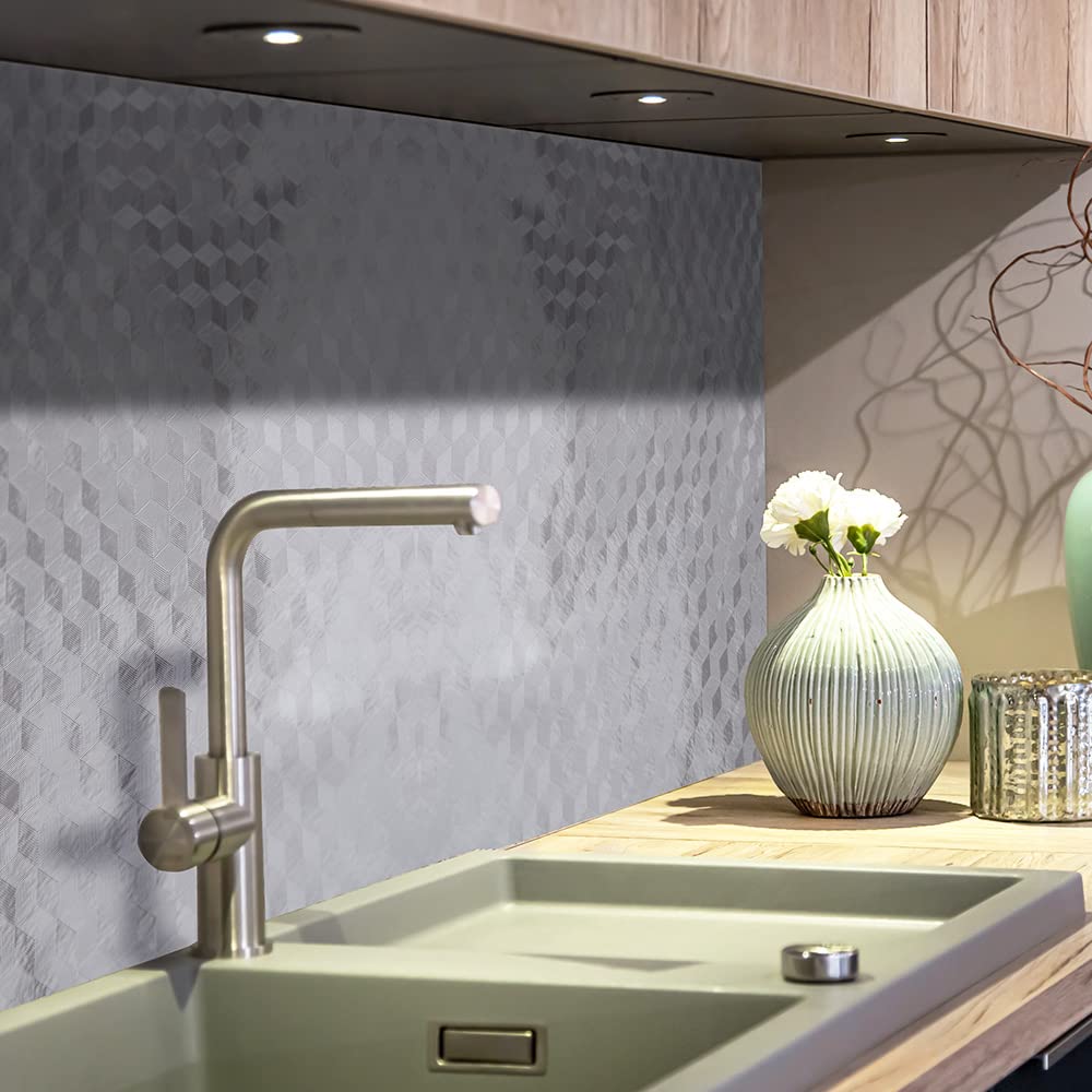 Kuber wallpaper - elegant wall decor for living room