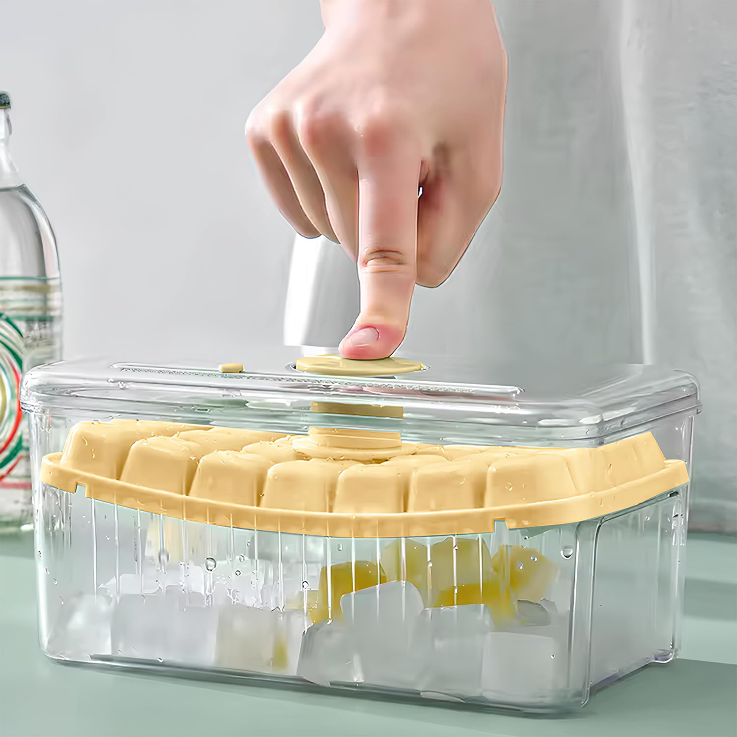Kuber Ice Cube Tray - Versatile for freezing baby food