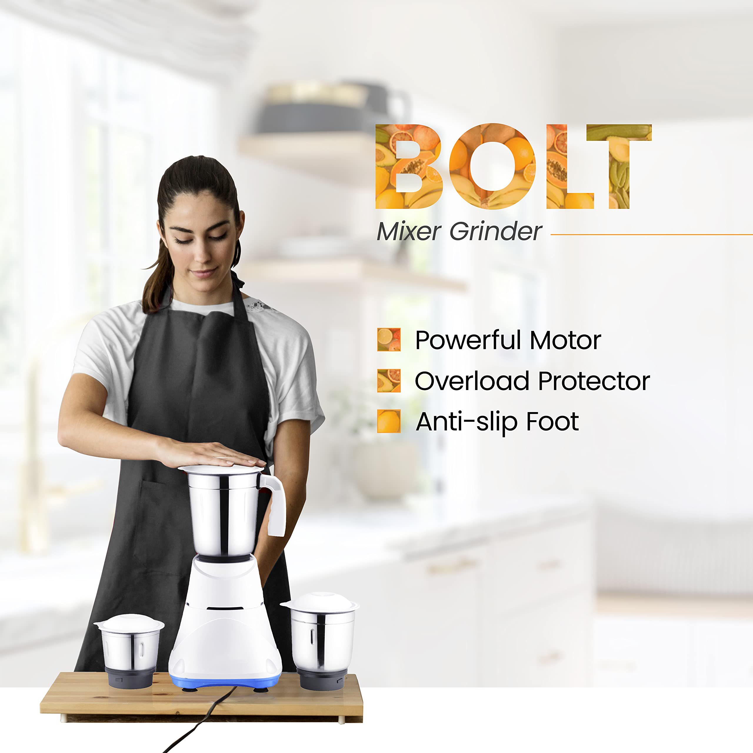 Candes Mixer Grinder - Liquidizing fruits