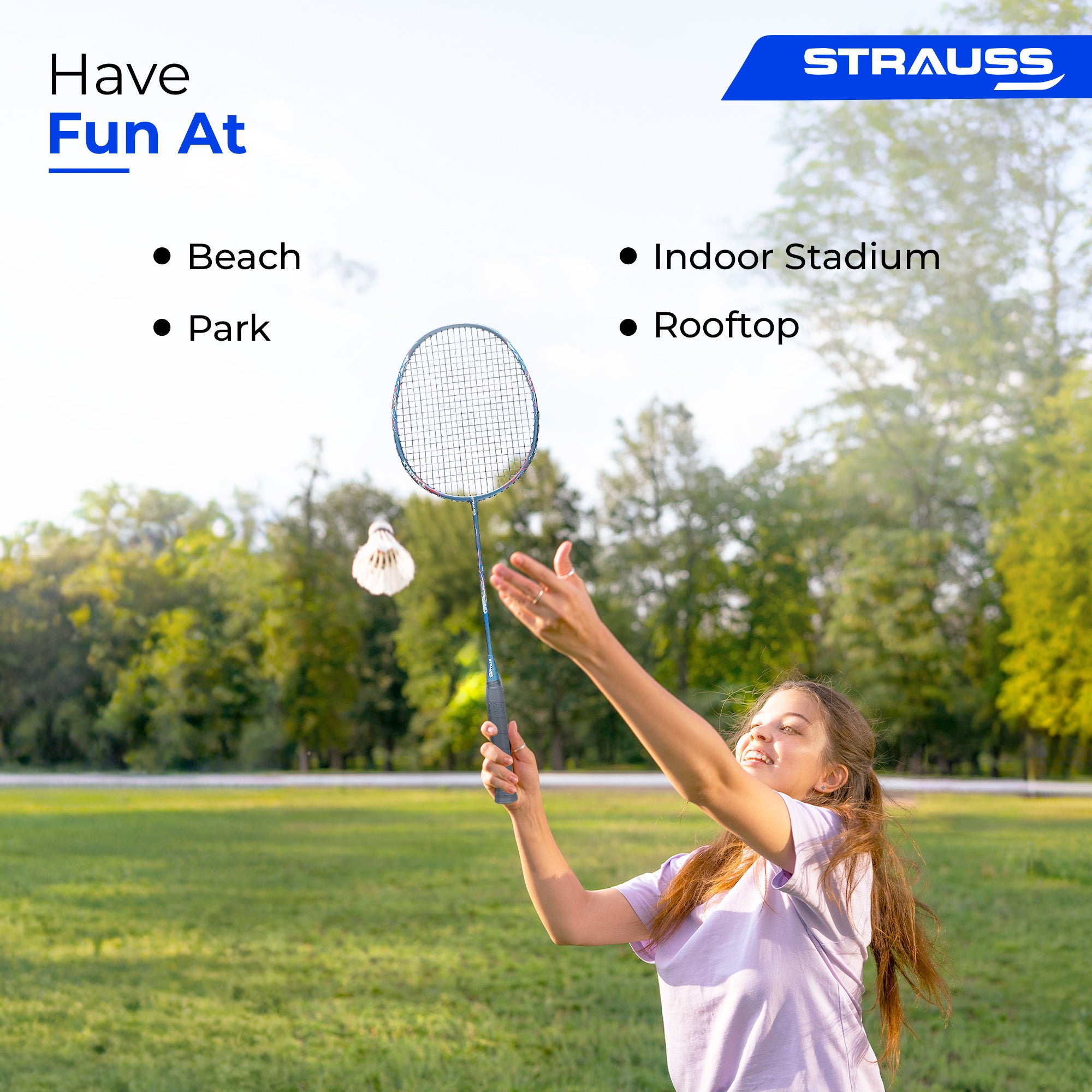 Strauss Sports shuttle bat set - includes carrying bag for transport