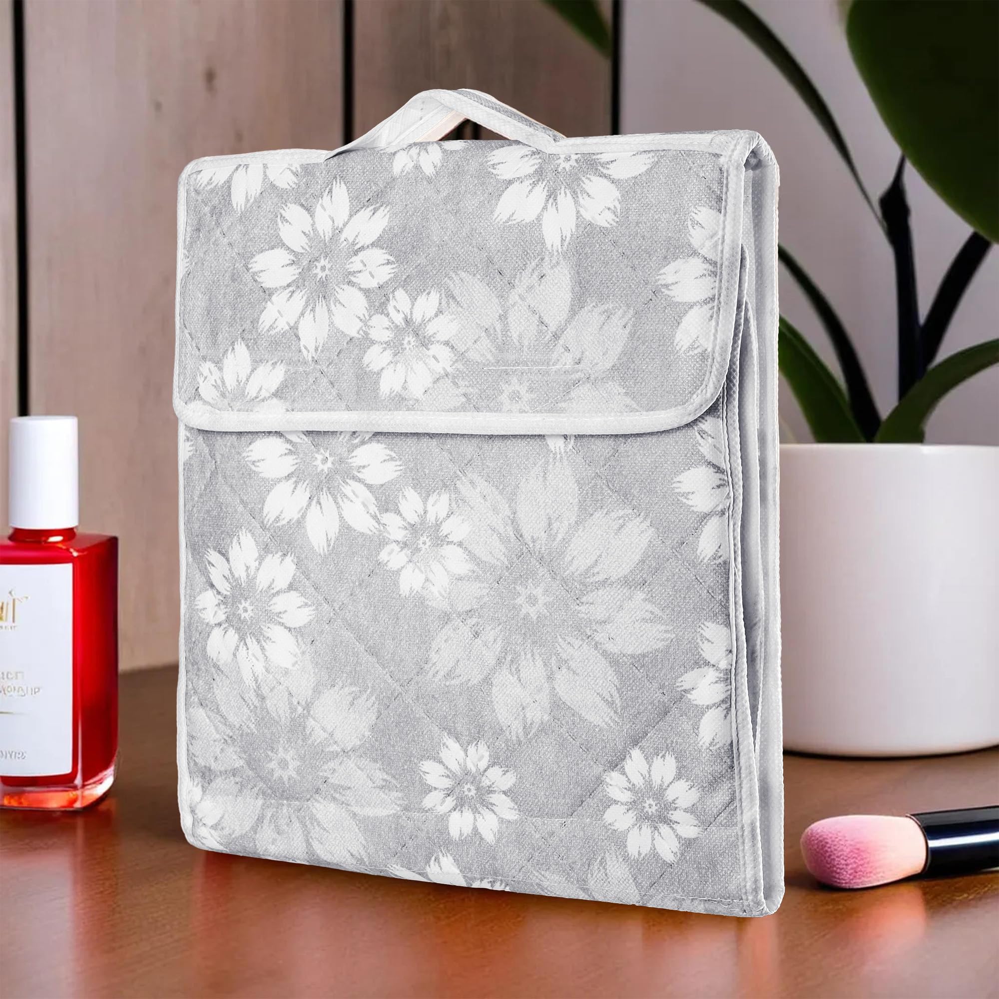 Kuber Makeup Organizer - Efficient travel-friendly storage solution