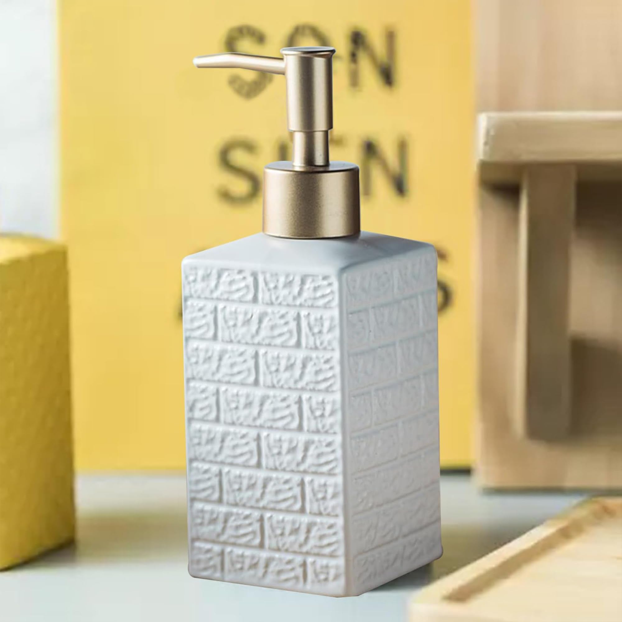 Kuber White Soap Dispenser - Office Essential