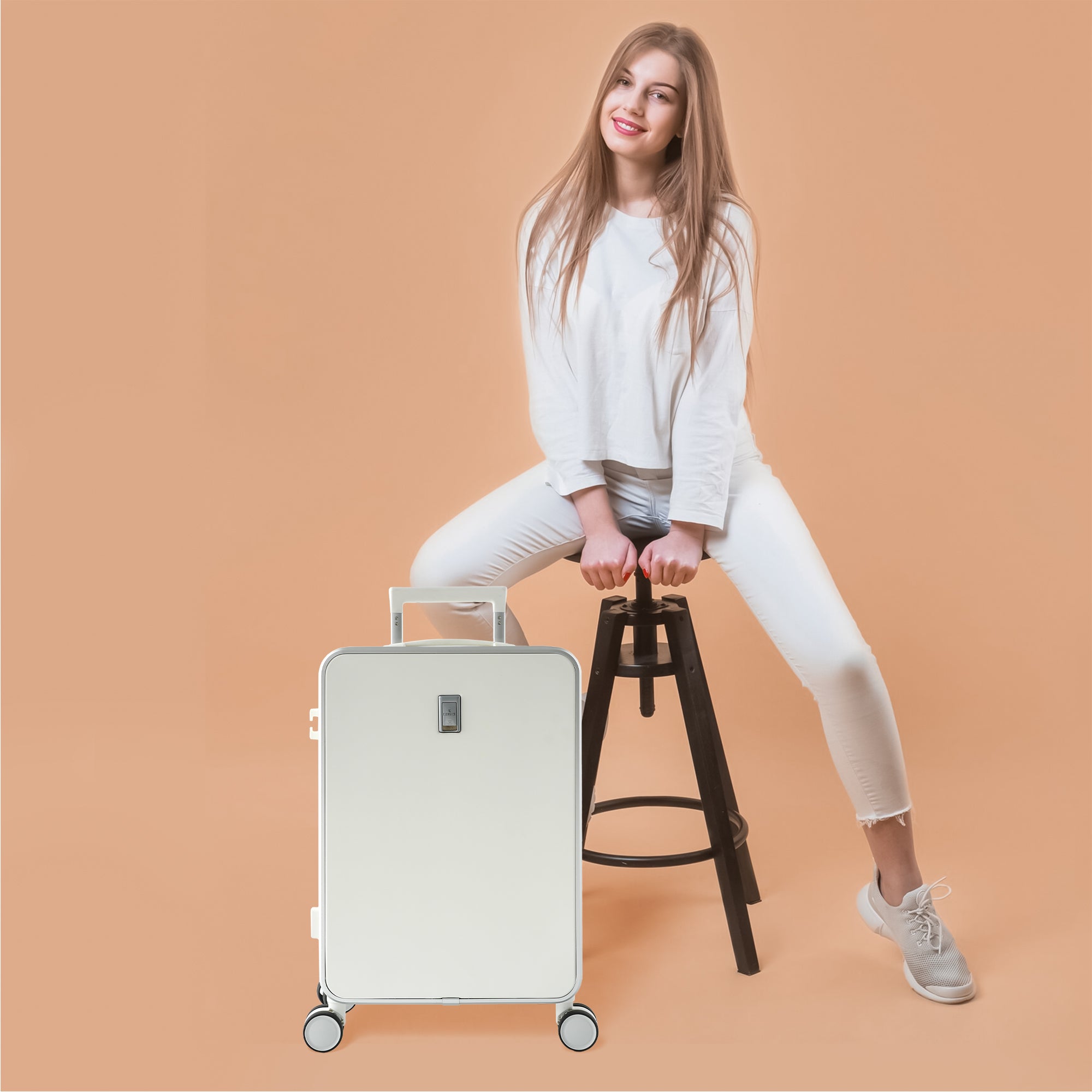 Clownfish Globetrotter Trolley Bag - Stylish and Functional Travel