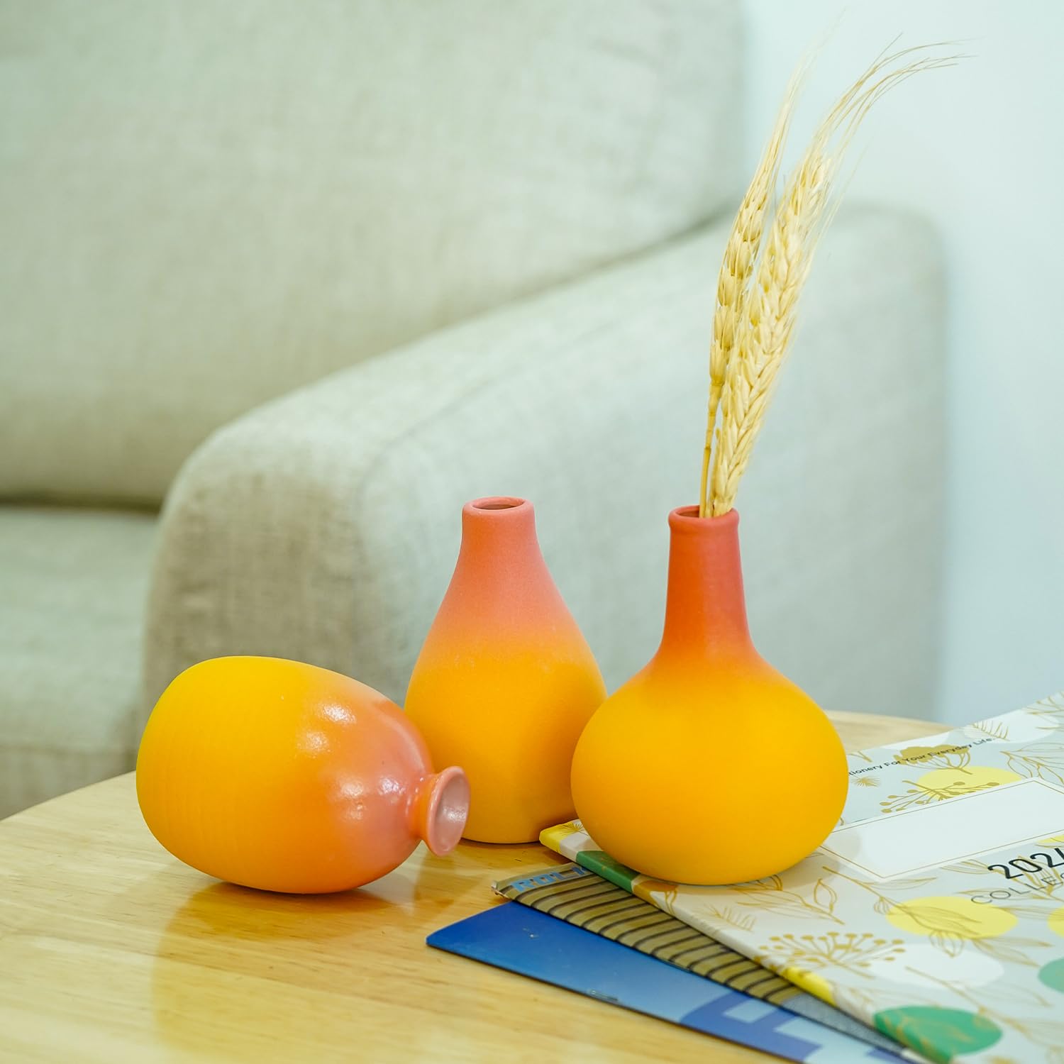 Ekhasa ceramic bud vases - housewarming gift