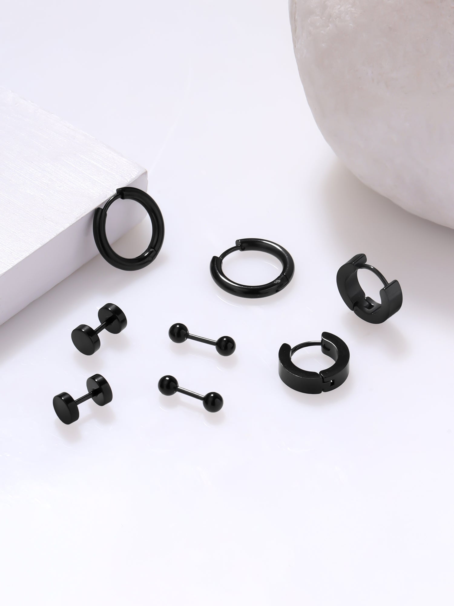 Versatile earrings for casual outings - stylish choice