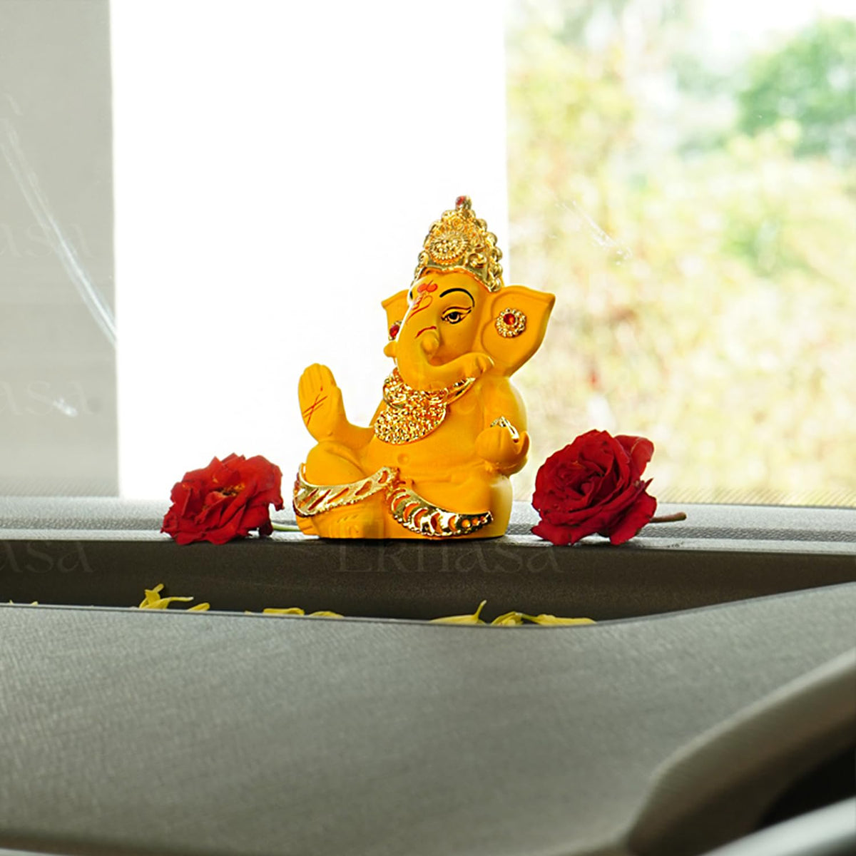 Ekhasa Ganesh Idol for Car Dashboard | Ganpati Idol for Cars | Vinayak Idols for Car Dashboard, Home Decor | Ganapathi Idol for Home | Vinayagar Statue | Ganpati ji for Office Desk (Mango)