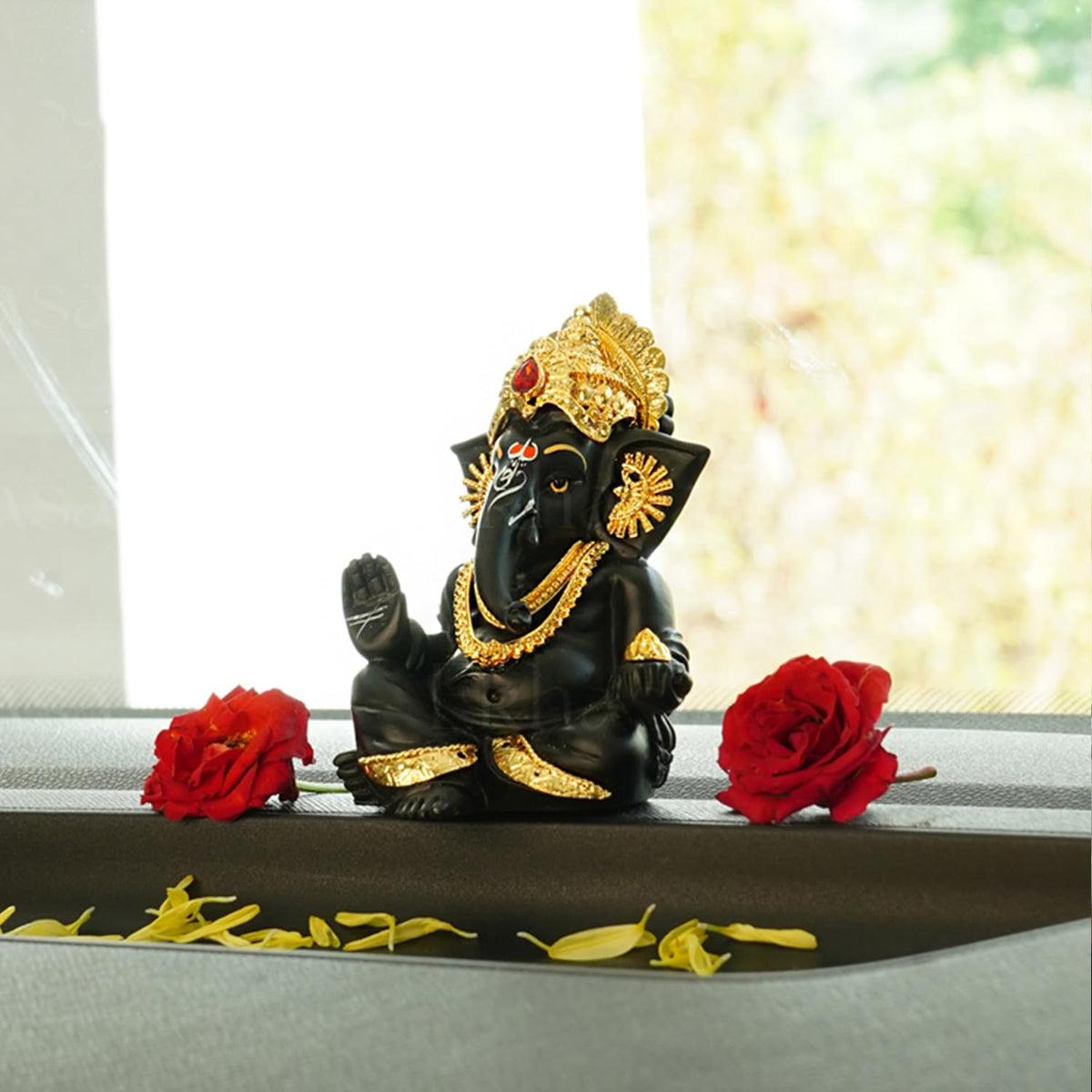 Ekhasa Ganesh Idol for Car Dashboard | Ganpati Idol for Cars | Vinayak Idols for Car Dashboard, Home Decor | Ganapathi Idol for Home | Vinayagar Statue | Ganpati ji for Office Desk (Black)