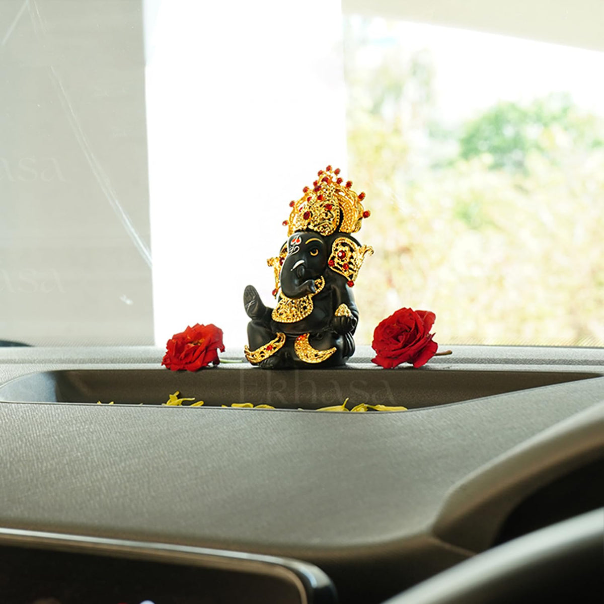 Ekhasa Ganesh Idol for Car Dashboard | Ganpati Idol for Cars | Vinayak Idols for Car Dash Board, Home Decor | Ganapathi Idol for Home | Vinayagar Statue | Ganpati ji for Office Desk (Black)