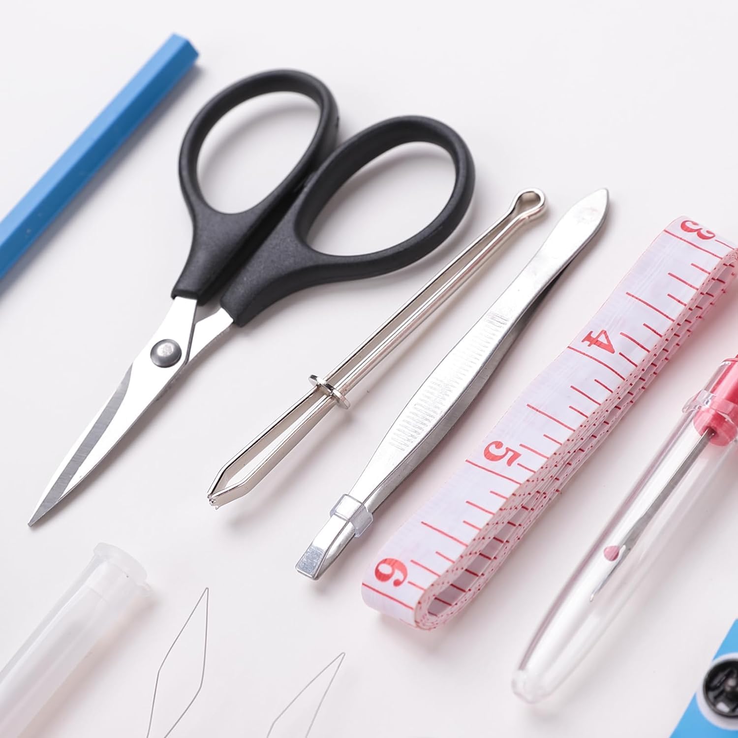 Kuber Multifunctional Sewing Kit - Crafting essentials