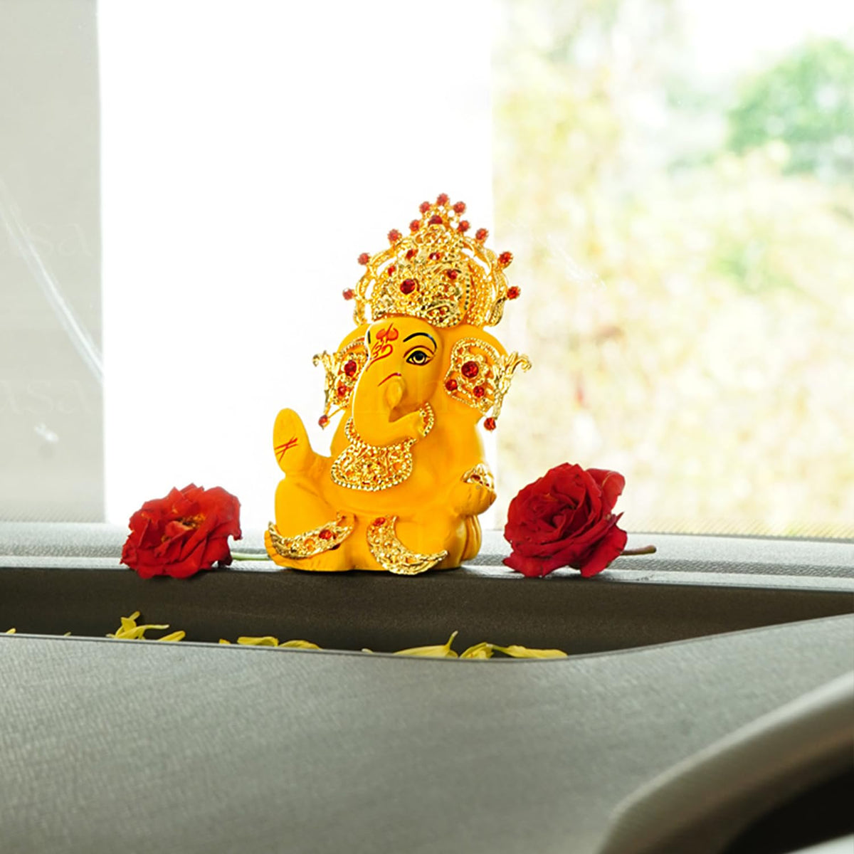 Ekhasa Ganesh Idol for Car Dashboard | Ganpati Idol for Cars | Vinayak Idols for Car Dash Board, Home Decor | Ganapathi Idol for Home | Vinayagar Statue | Ganpati ji for Office Desk (Yellow)