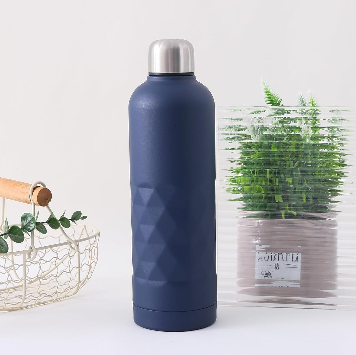 Kuber Industries Pack of 4 Vacuum Insulated Water Bottle | Stainless Steel Water Bottle | Hot & Cold Water Bottle | Leakproof, BPA Free, Rustproof | 750 ML | Dark Blue