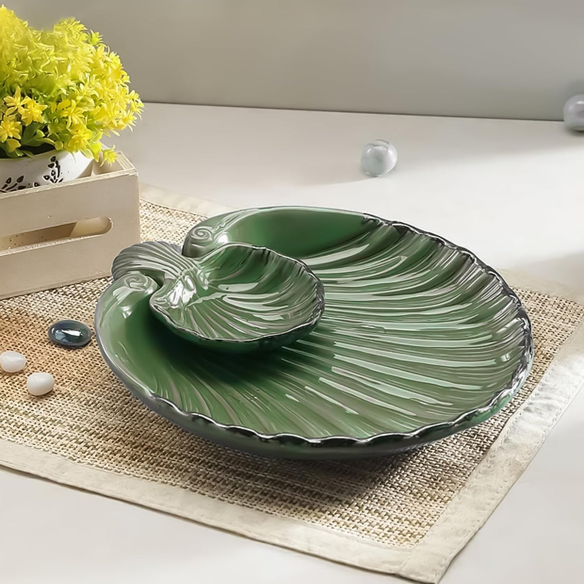 Ekhasa Ceramic Serving Chip and Dip Platter | Snacks Plates | Designer Appetizer Serve Ware Platters | French Fries, Pasta, Chips, Momos Plate with Chutney Bowl (Leaf, Green, 10inch)