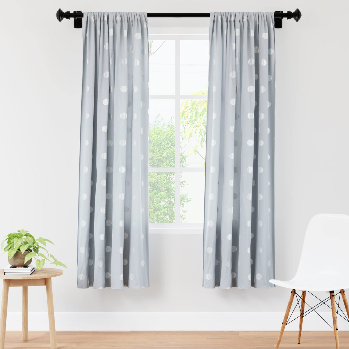 Encasa 140x183 cm curtain - Versatile home use