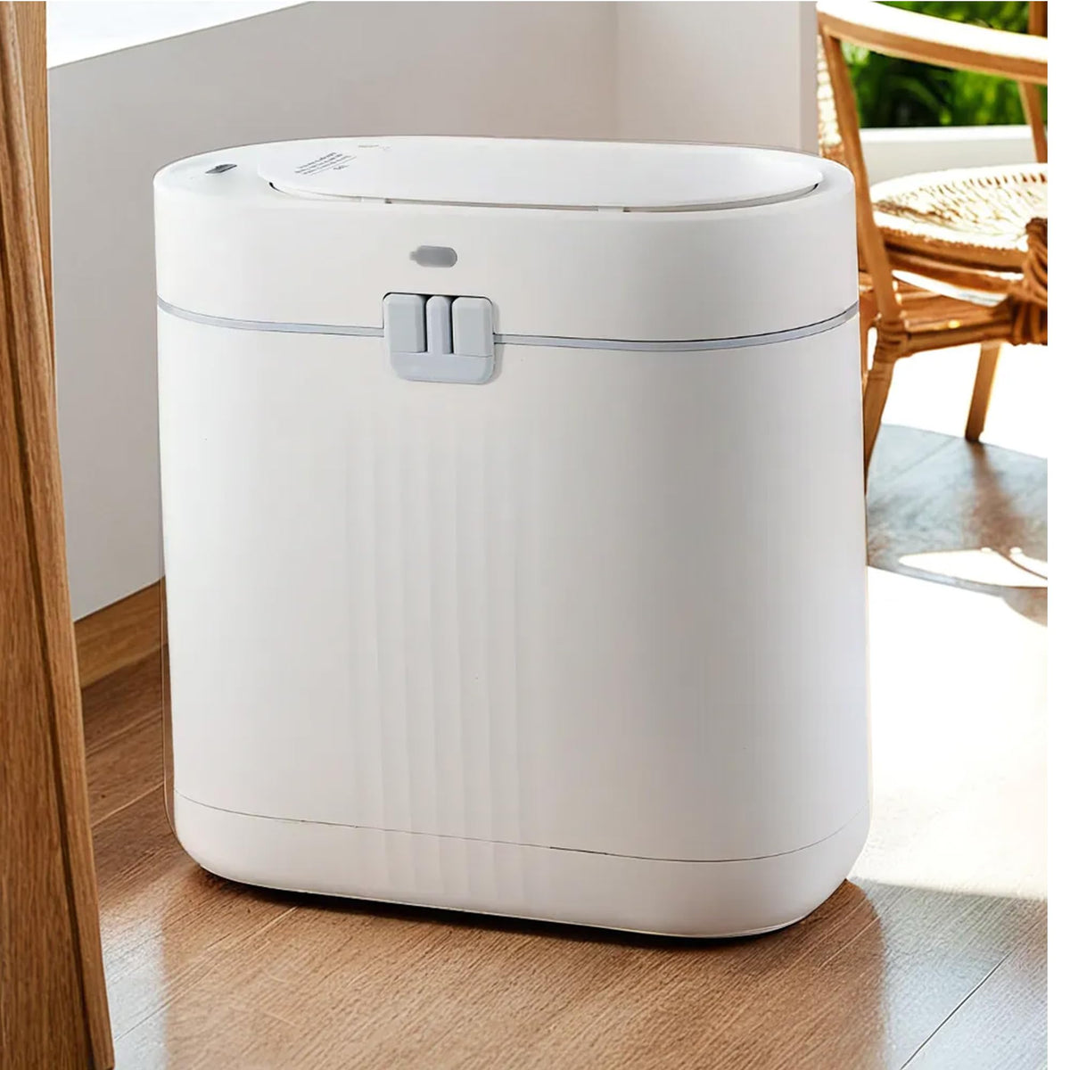 UMAI Automatic Motion Sensor Dustbin | 10L | Dustbin With Lid | Small Dustbin For Kitchen | Dustbin For Bathroom | Plastic Dustbin With Dual Lid | Dustbin For Bedroom/Home/Office | White