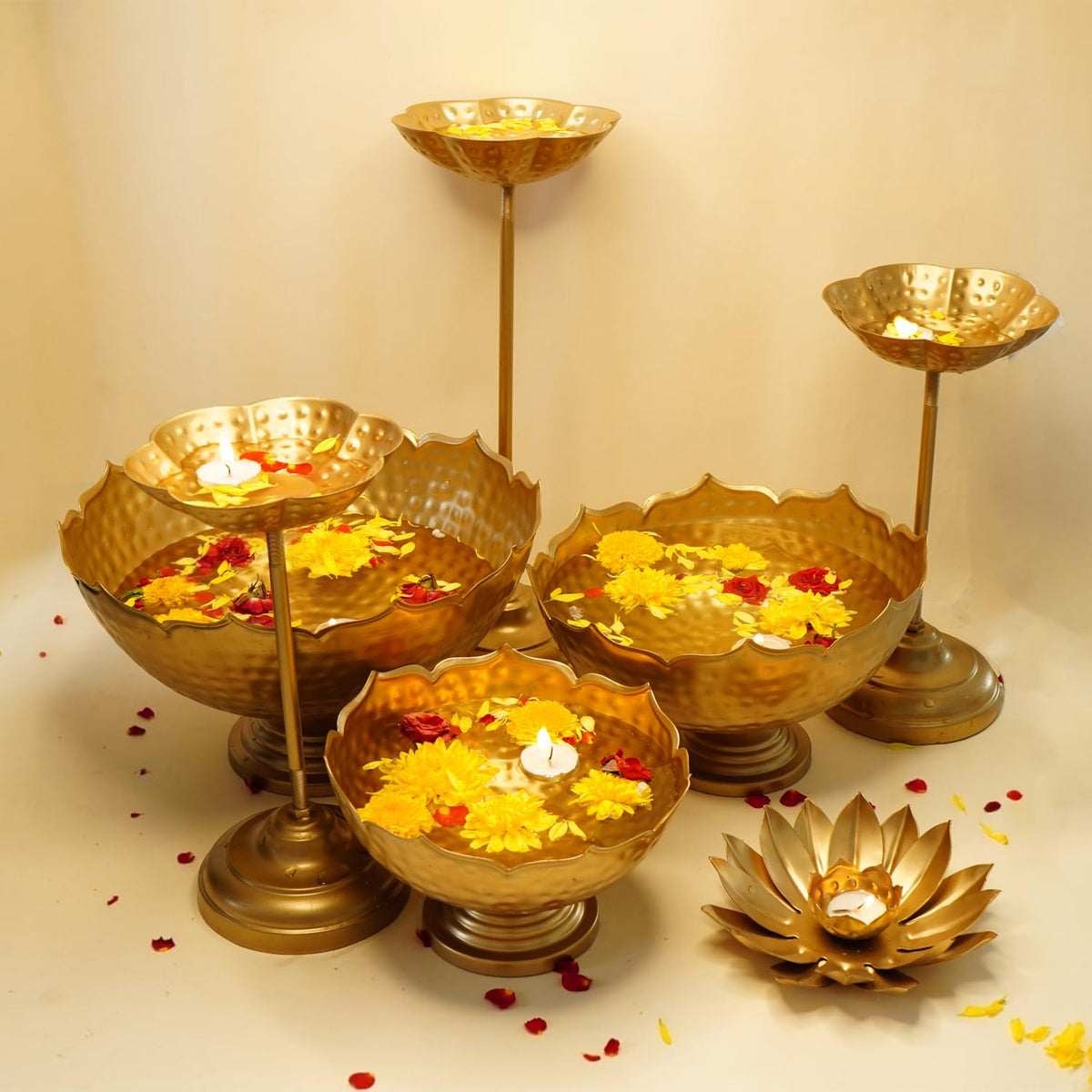 Ekhasa Big Combo Pack Taj Urli Bowl Stand & Tealight Holder for Home Decor | Floating Flowers Water Bowl Decorative Items (3 Bowls+3 Stands+1 Tealight Holder) for Diwali Pooja, Festivals Decoration