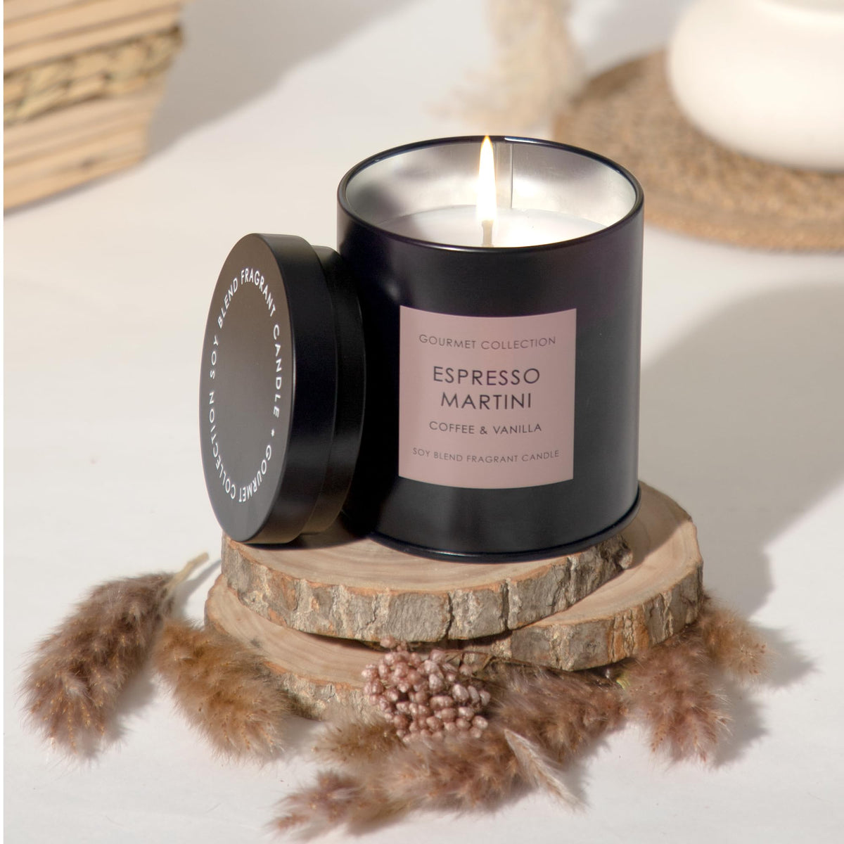 Anko Espresso Martini Candle - Enhancing dinner experience