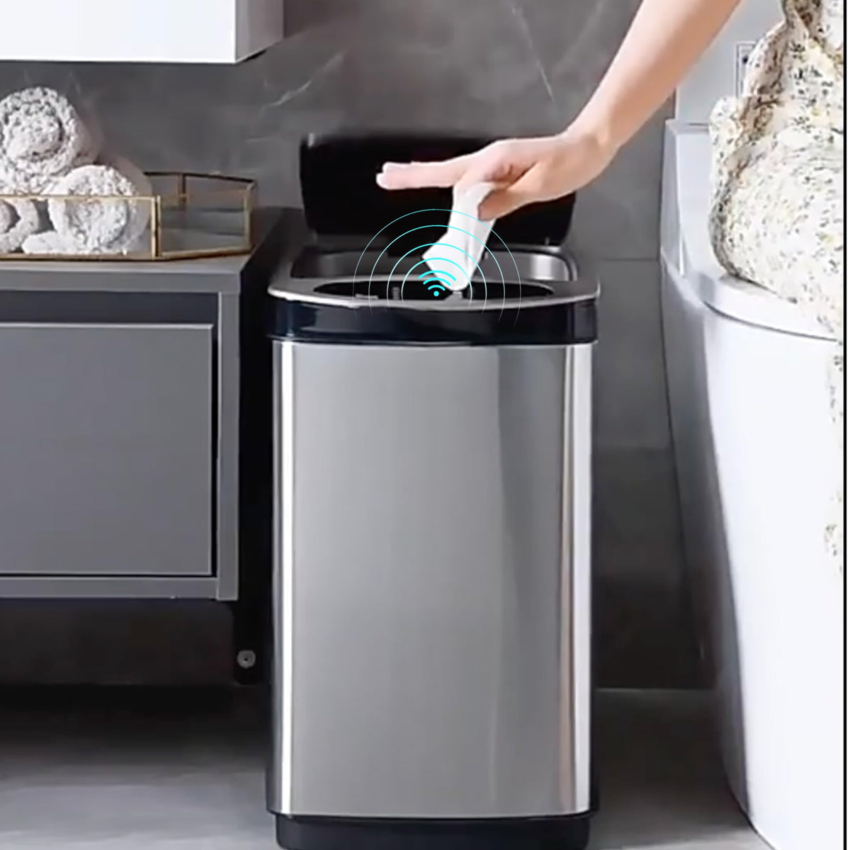 SAVYA HOME 20L Dustbin For Kitchen | Dustbin For Bathroom | 45 cm Automatic Smart Sensor Dustbin For Bedroom | Waste Bin | Stainless Steel Dustbin With Lid | Dustbin for Home | Garbage Bin - Silver