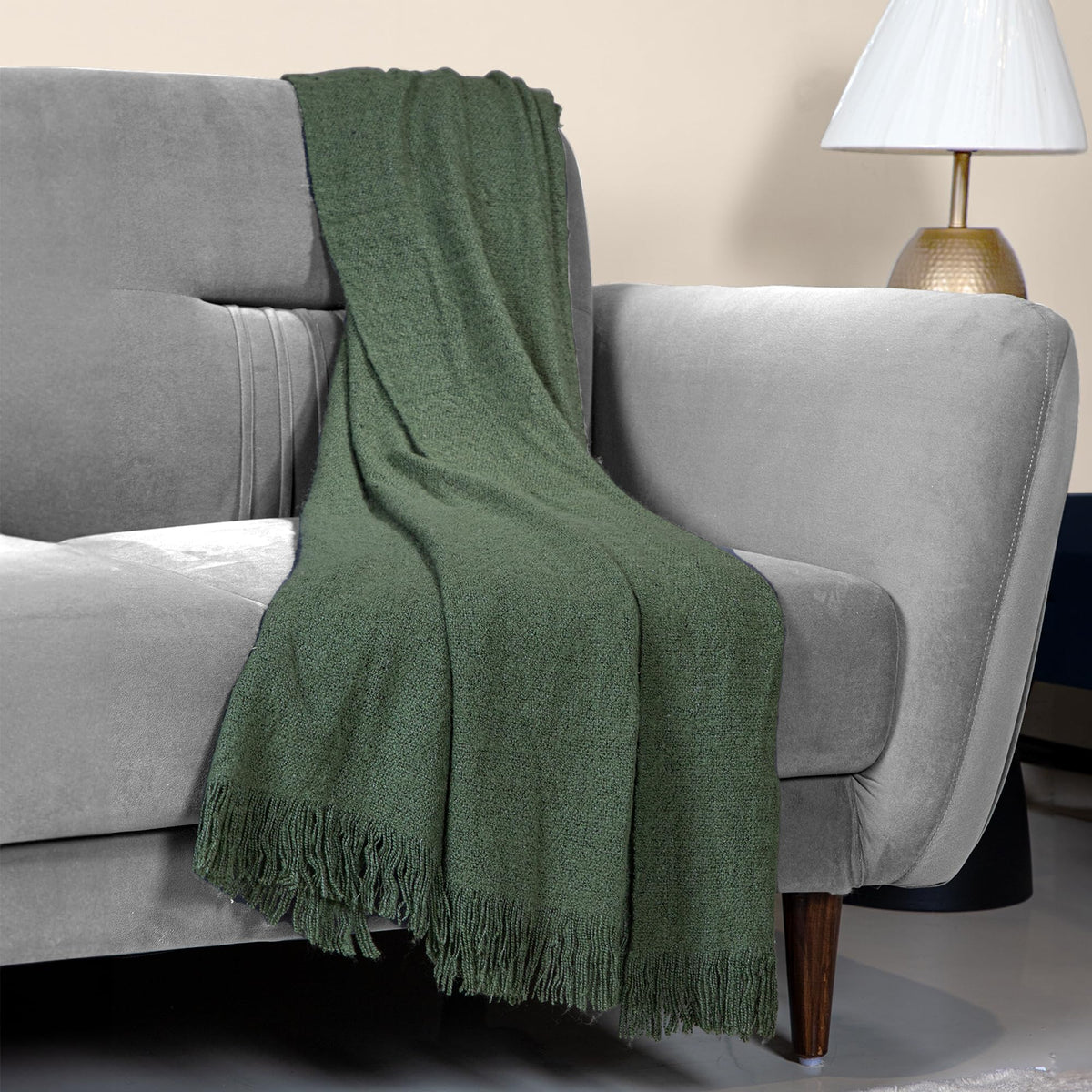 Anko Lyla Throw for Living Room, Bed, Couch, Chair, Gift | Soft & Cozy Decorative AC Blanket | Reversible & Breathable Ultra Soft & Lightweight Sofa Runner Quilt with Tassles |152 x 127cm, Green