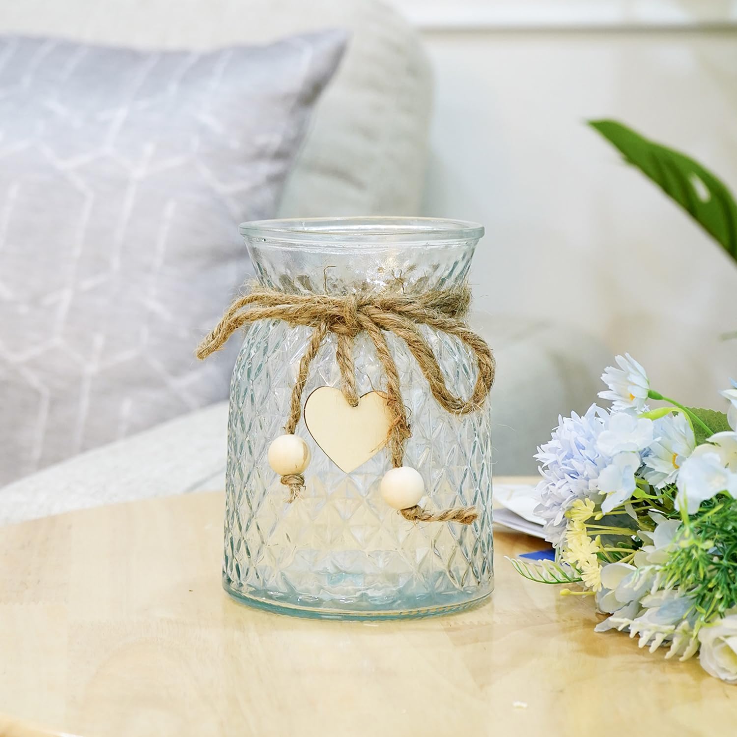 Ekhasa elegant vase - floral arrangement showcase
