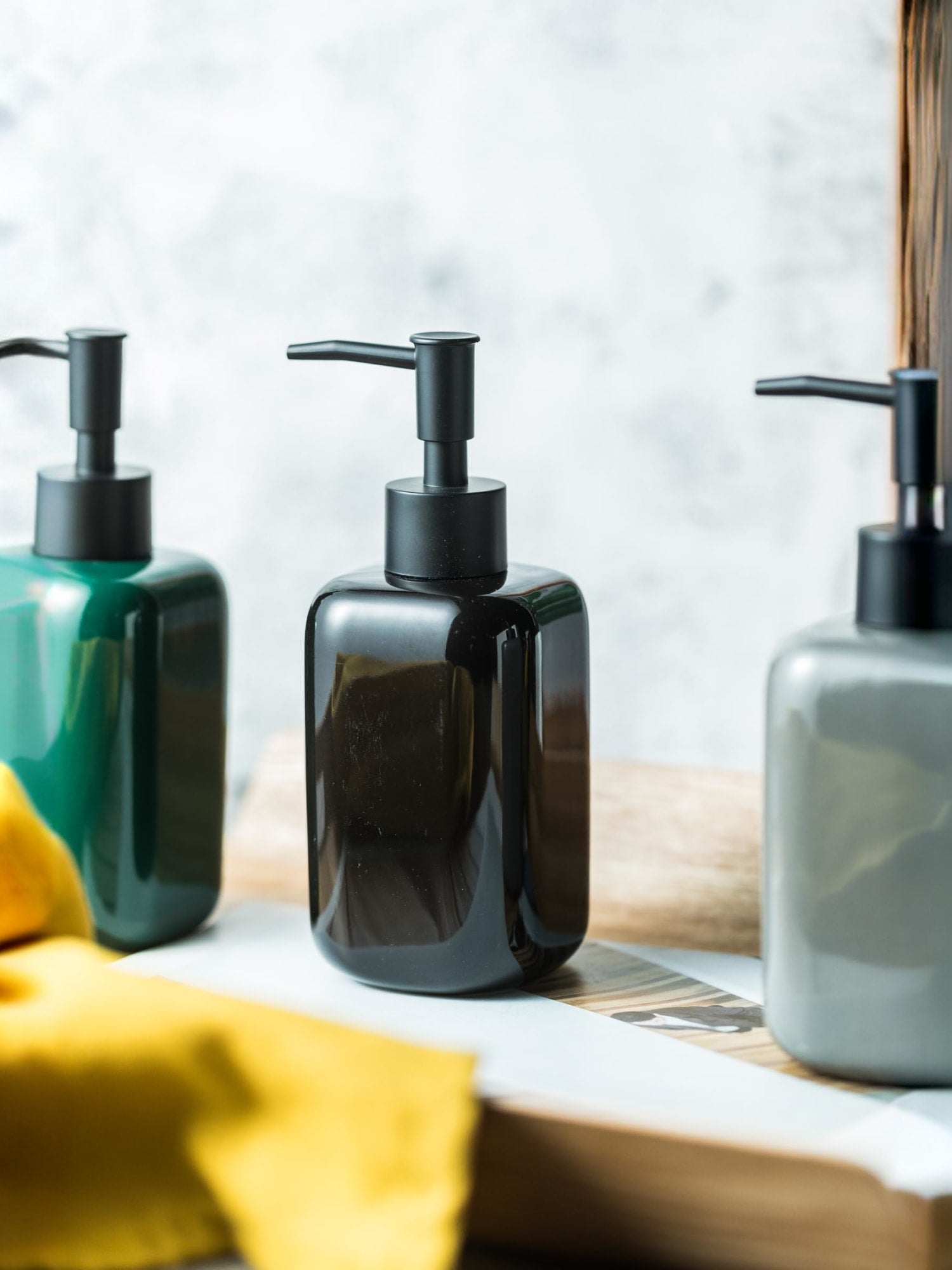 UMAI 300ml Soap Dispenser - Ideal for lotion or sanitizer