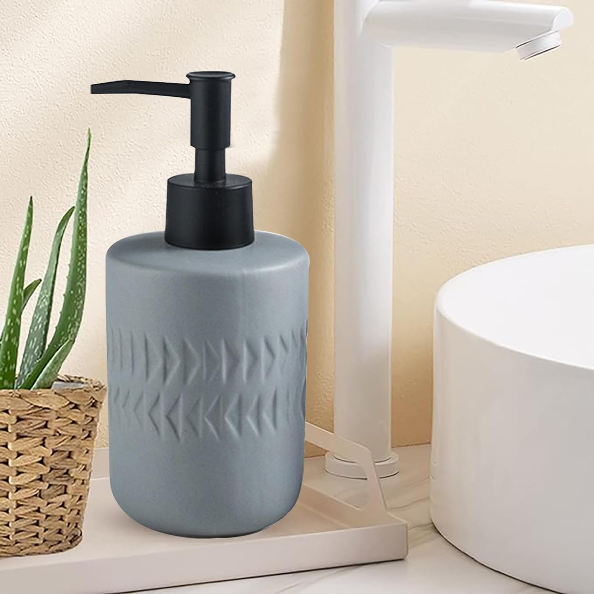 Kuber Industries liquid soap dispenser - Elegant bathroom accessory