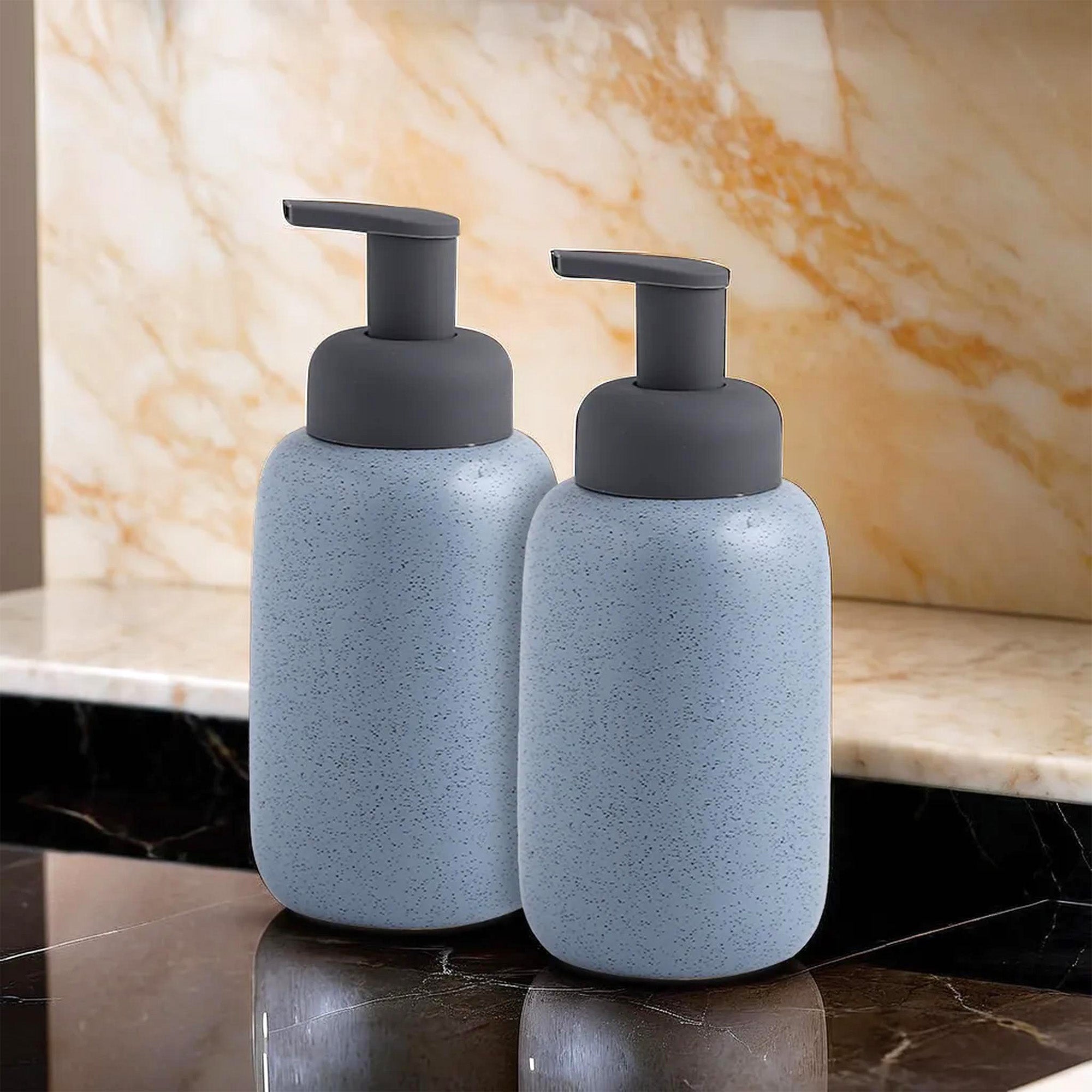 UMAI liquid soap dispenser - Perfect for hotel use
