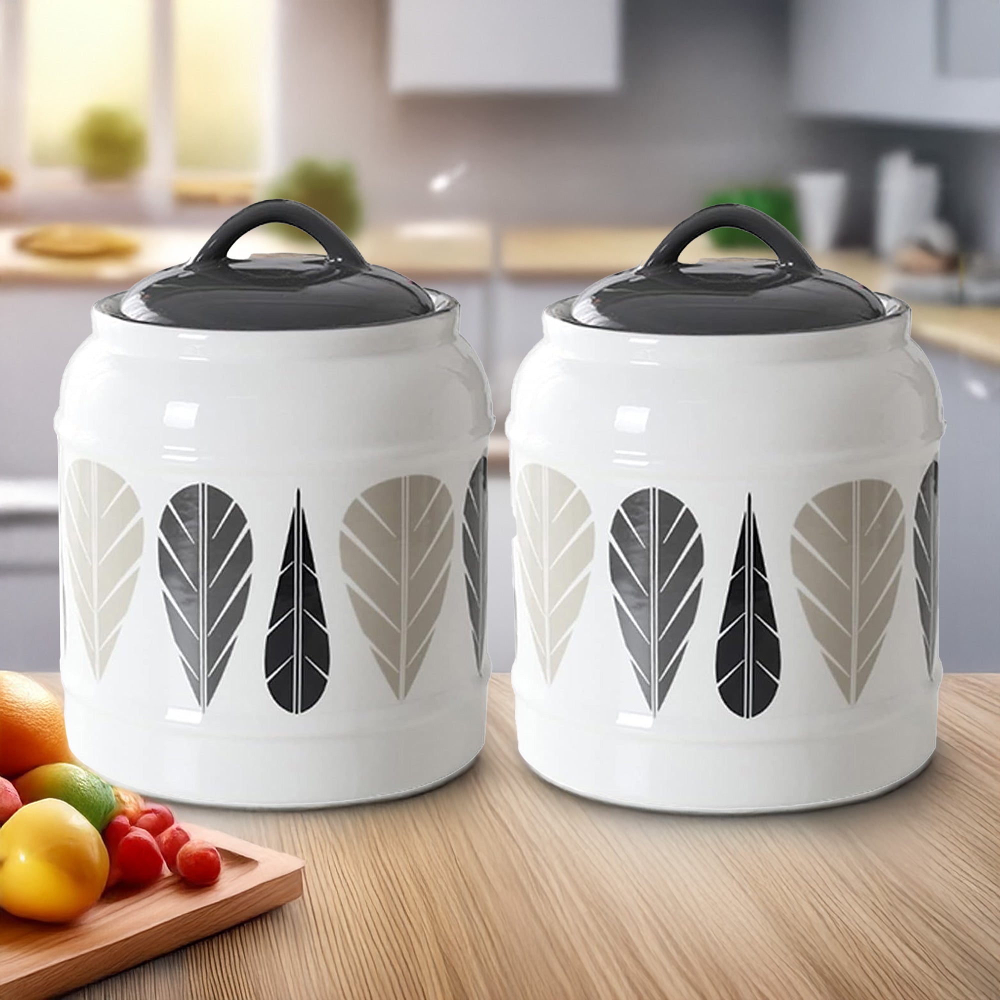 The Better Home large ceramic jar - Elegant kitchen accessory