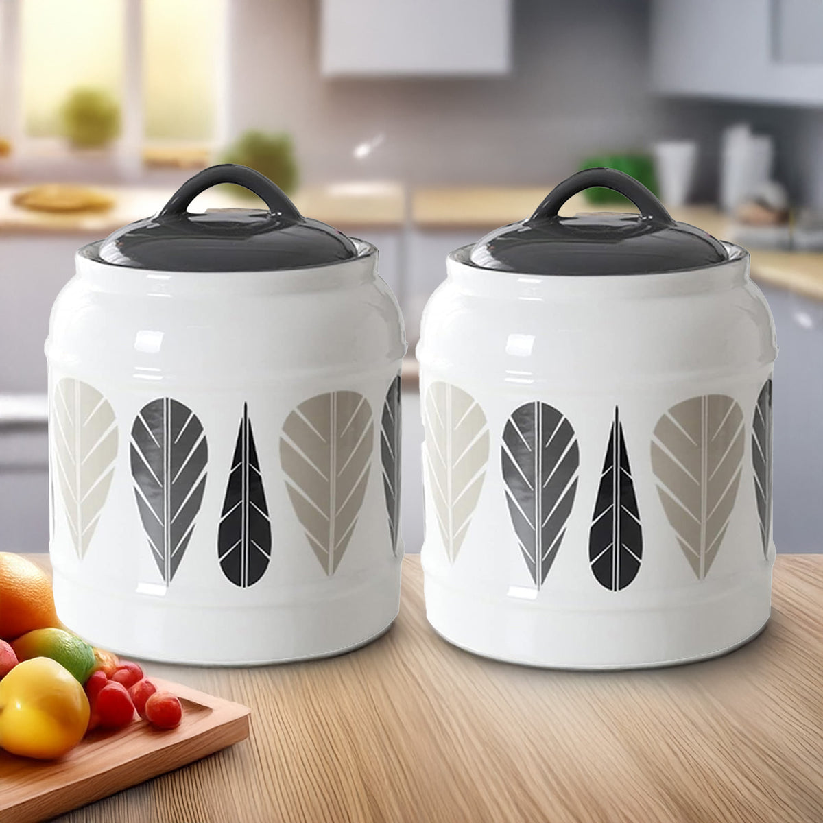 The Better Home large ceramic jar - Elegant kitchen accessory