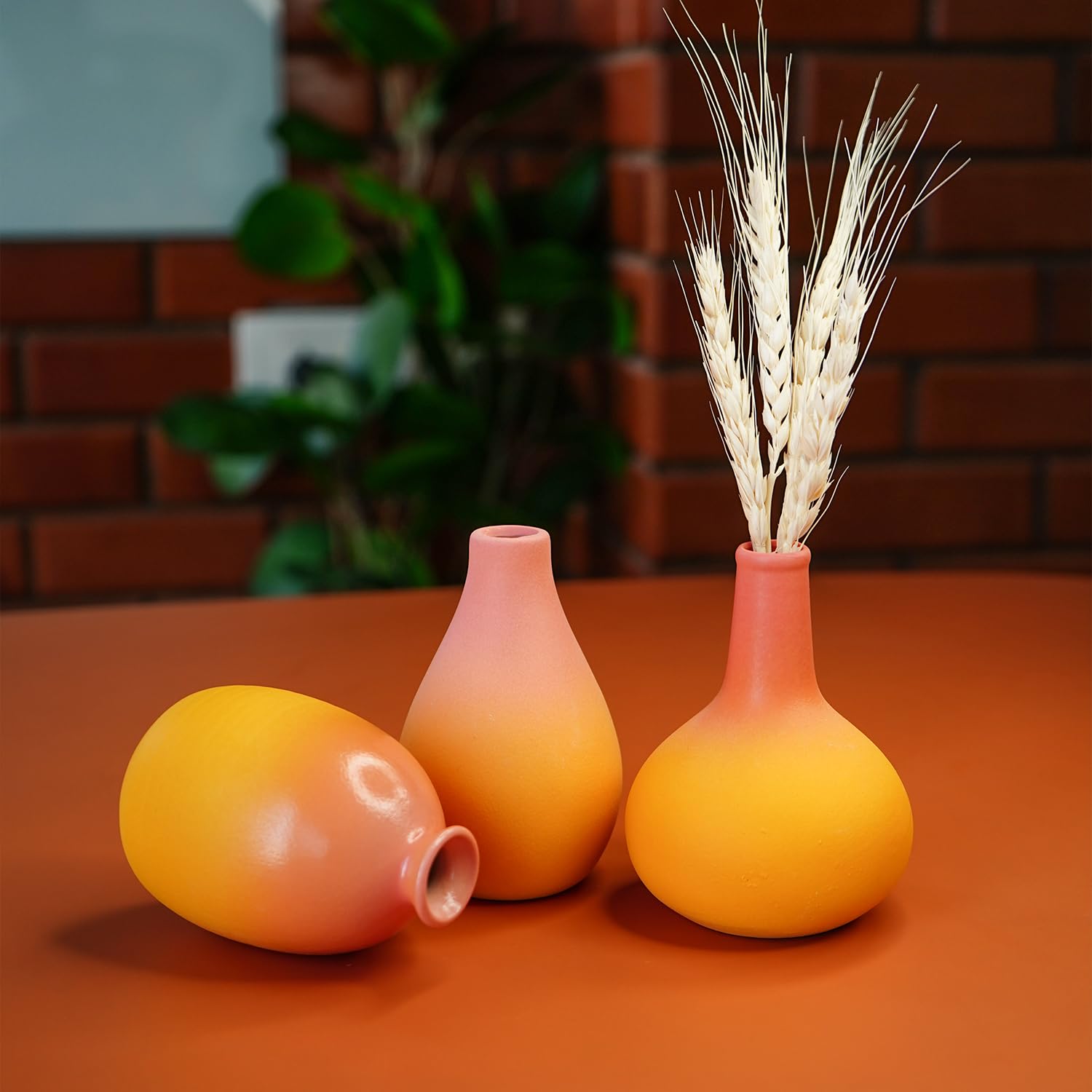 Ekhasa ceramic bud vases - minimalist aesthetic decor