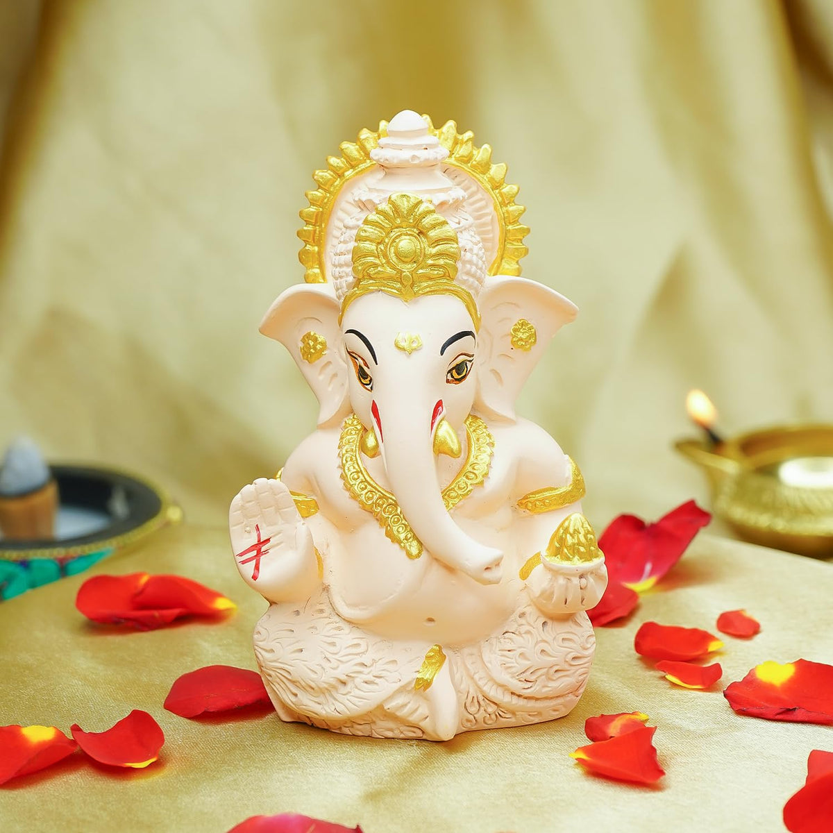 Ekhasa Ganesh Idol - Traditional spiritual art