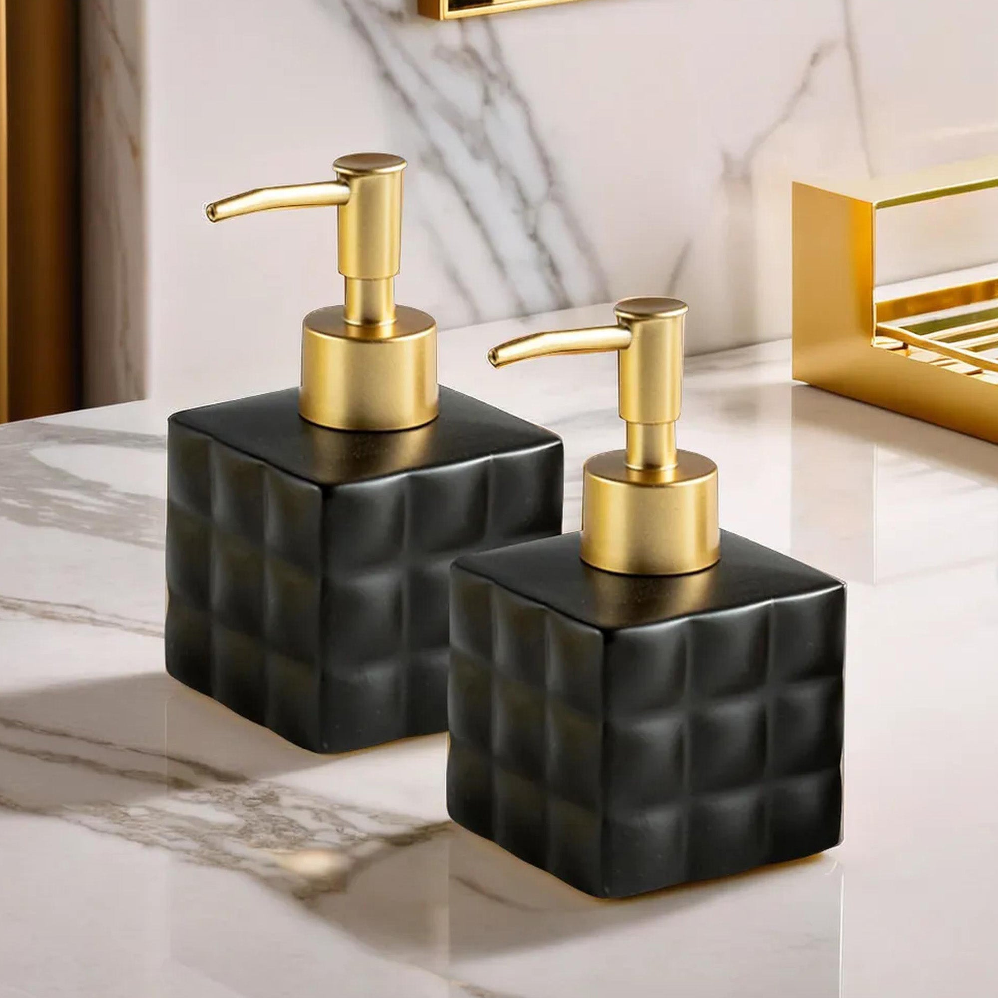 UMAI Ceramic Soap Dispenser - Refillable liquid soap dispenser