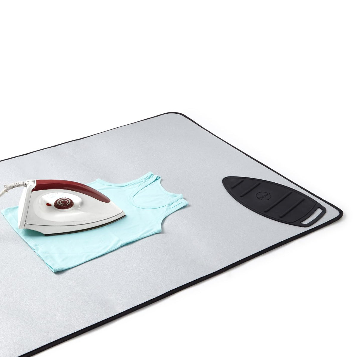 Encasa ironing mat - Safe silicone iron rest included