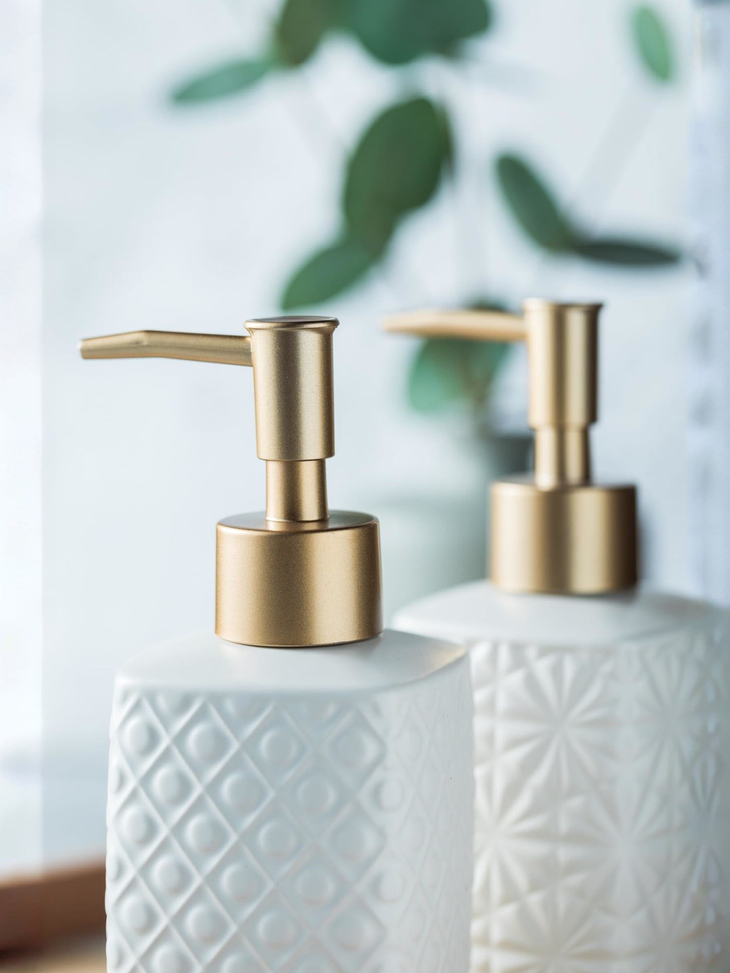 UMAI Lotion Dispenser - Stylish kitchen companion