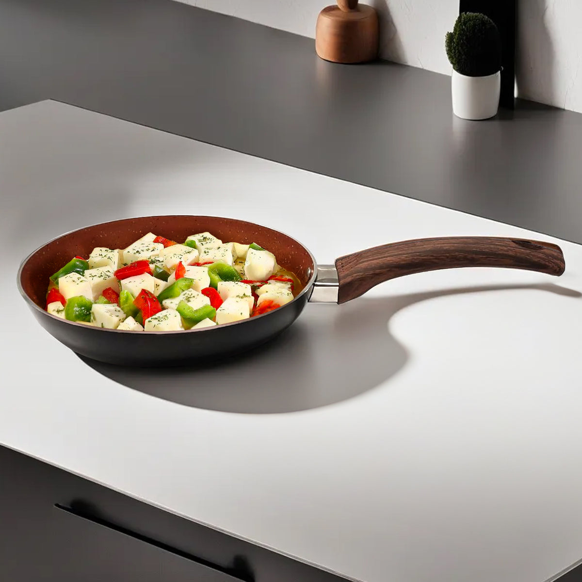 Usha Shriram Deep Saute Pan - Versatile frying for your meals