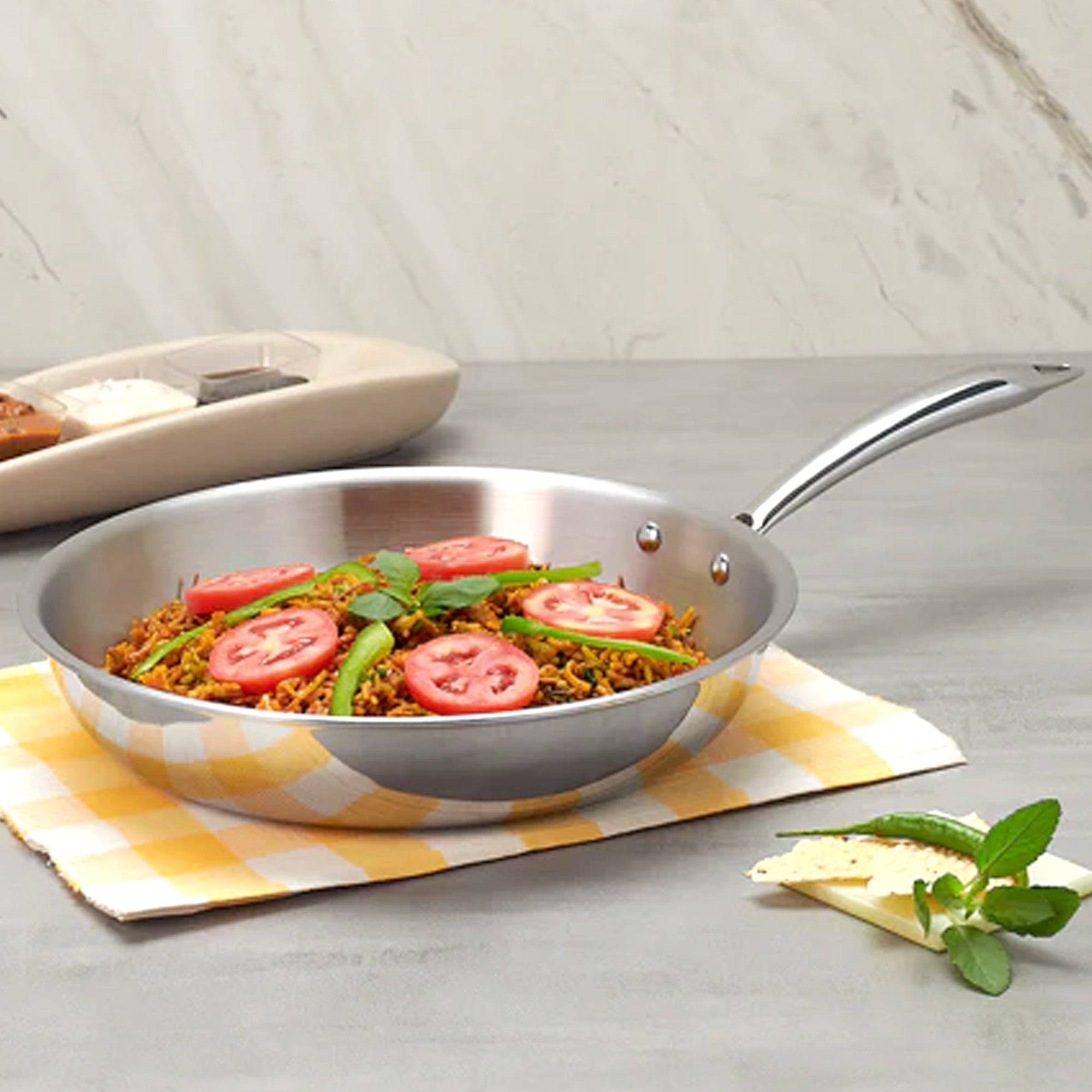 SAVYA HOME Frying Pan - Drip-free pouring of sauces