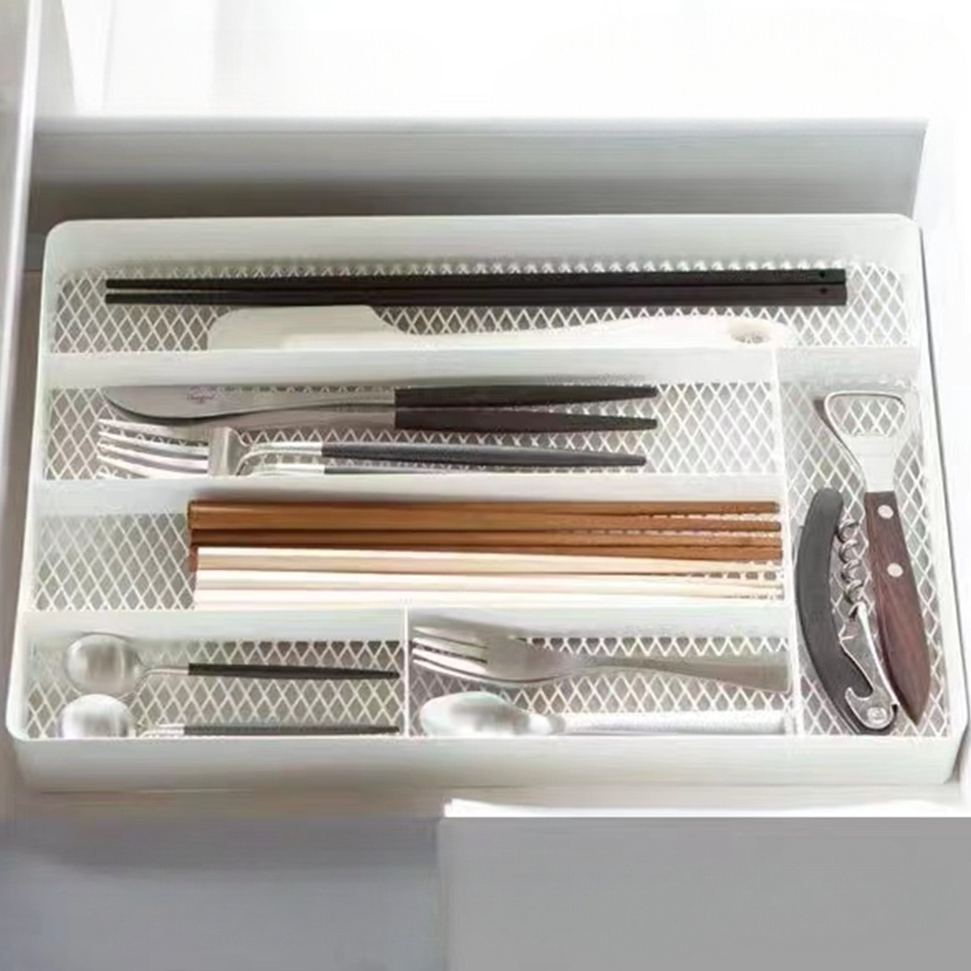 UMAI cutlery stand - efficient kitchen solution