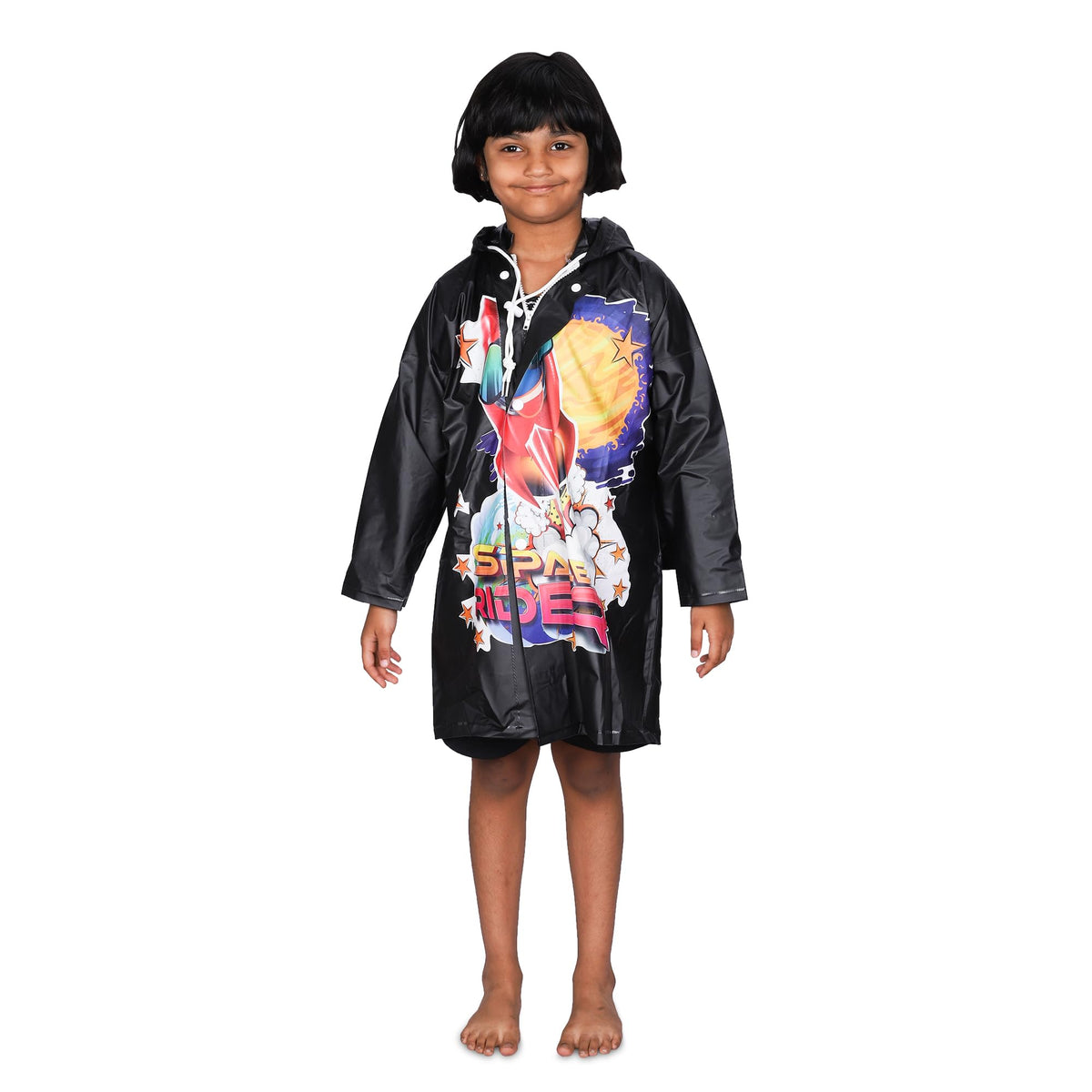 THE CLOWNFISH Toon Caper Series Kids Waterproof PVC Longcoat with Adjustable Hood & Extra Space for Backpack/Schoolbag Holding. Printed Plastic Pouch. Kid Age-4-5 years (Jet Black)