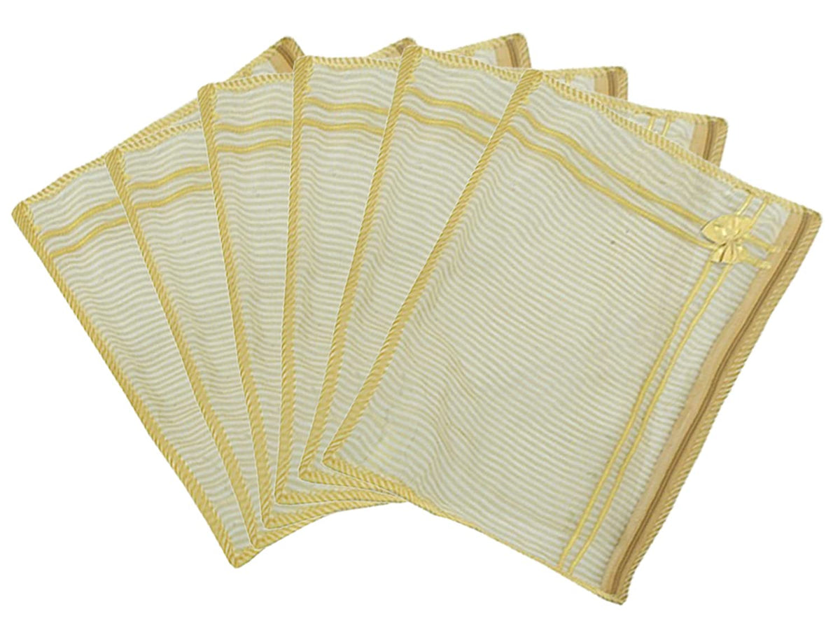 Kuber Industries Single Packing Lining Design 6 Piece Transparent PVC Saree Cover/Clothes Organiser For Wardrobe (Gold)