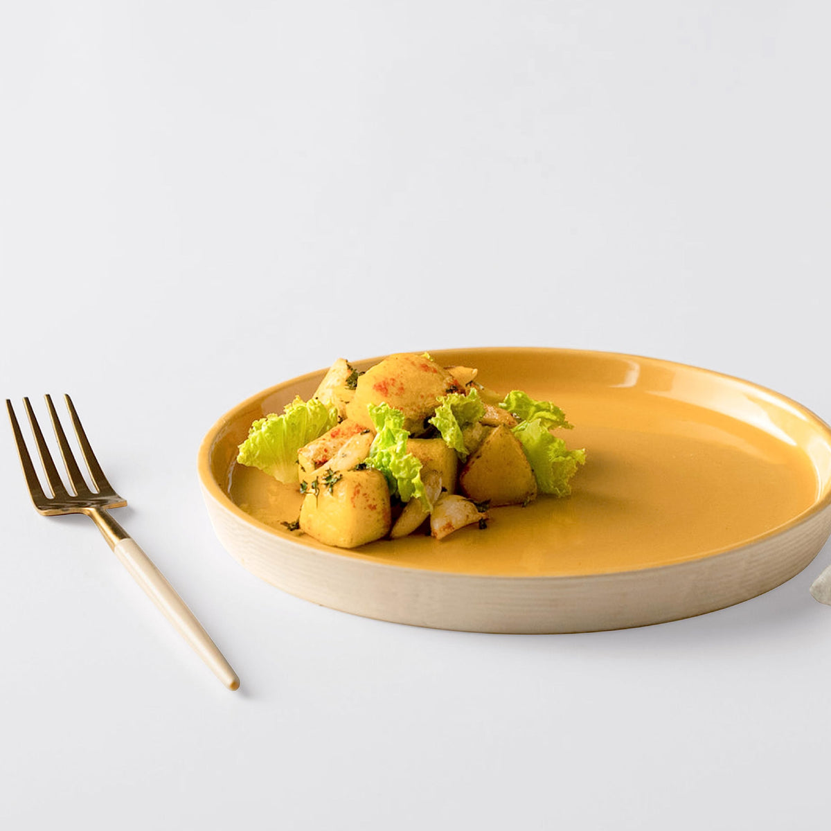 Ellementry Amber Love Ceramic Side Plate| Dishwasher & Microwave Safe | Food Grade | Dinnerware | Bone-Ash Free | Crockery for Dining & Gifting | Kitchen Accessories Items