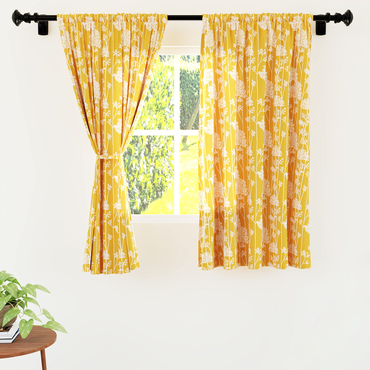 Encasa Homes Polyester Printed Window Curtain for 5 ft with Tie Back, Rod Pocket, Light-Filtering, Curtains for Kitchen, Bedroom, Living Room (140x150 cm), Leaves, Set of 2